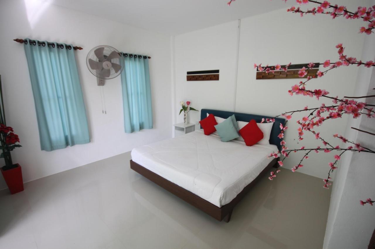 Phangan Cove Beach Resort スリタヌ エクステリア 写真