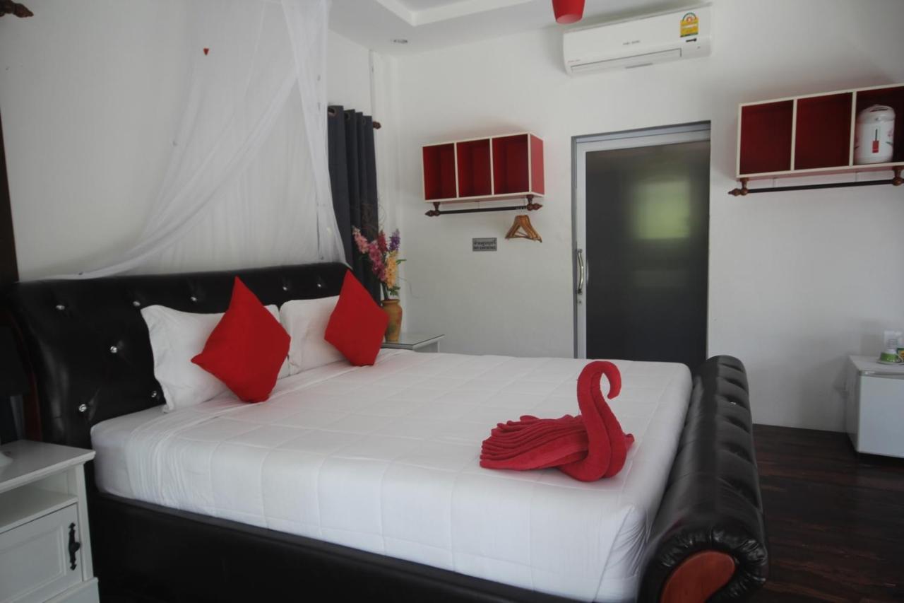 Phangan Cove Beach Resort スリタヌ エクステリア 写真